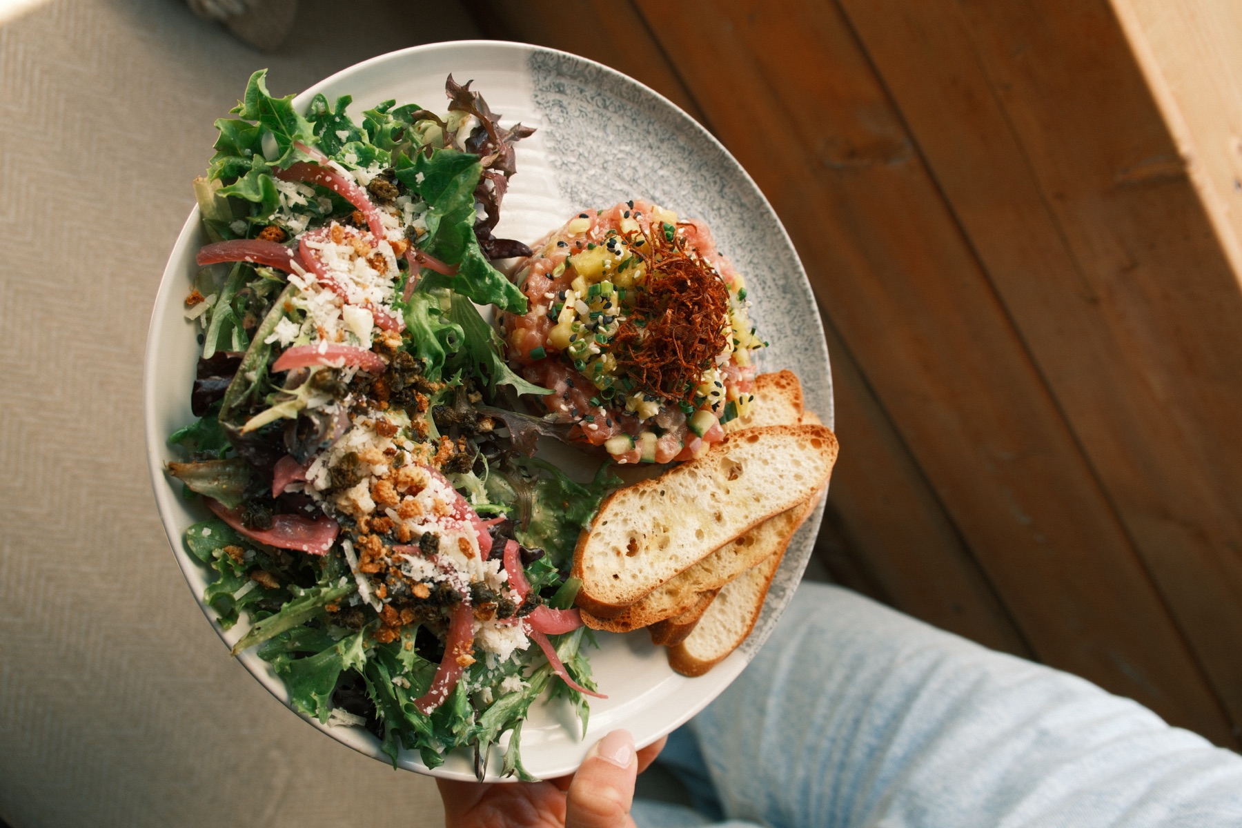 Tartare et salade fraîche